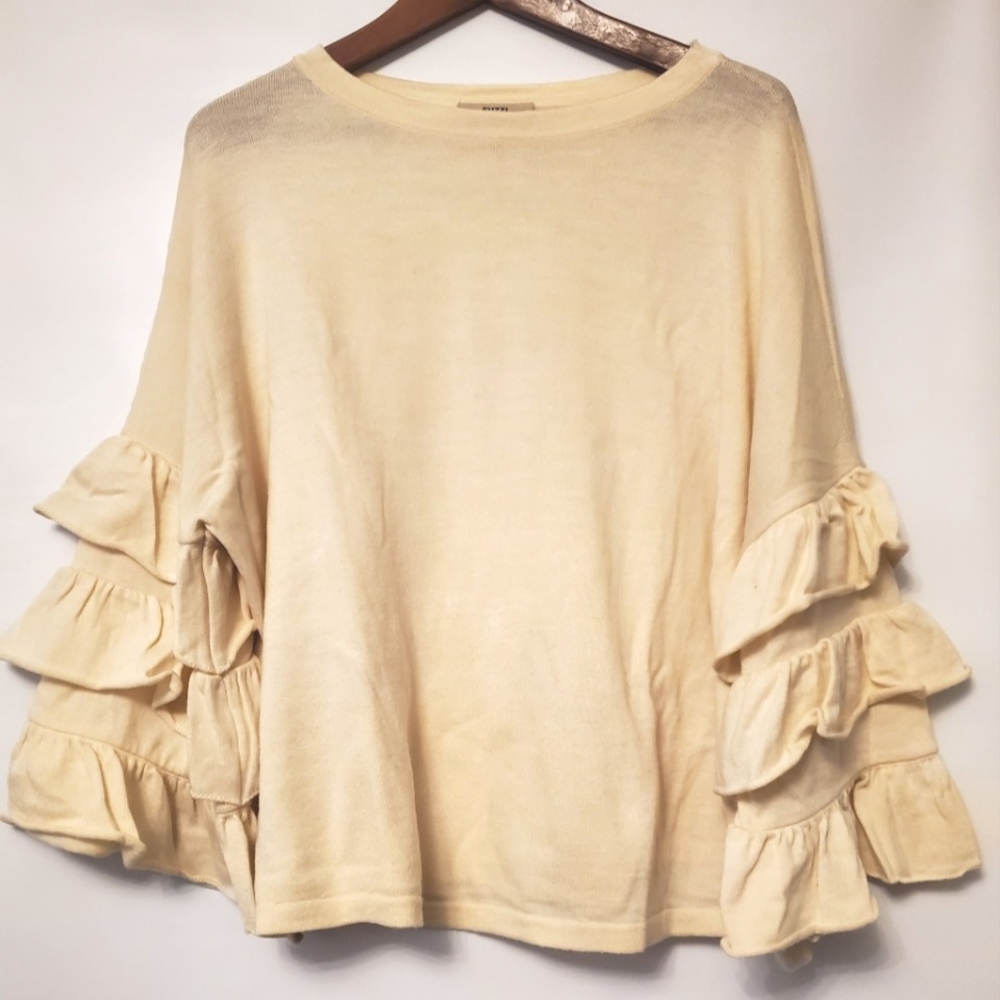 Fuzzi Ruffle sleeve sweater